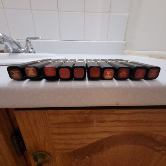 L'Oreal Other - L'Oreal Lipstick